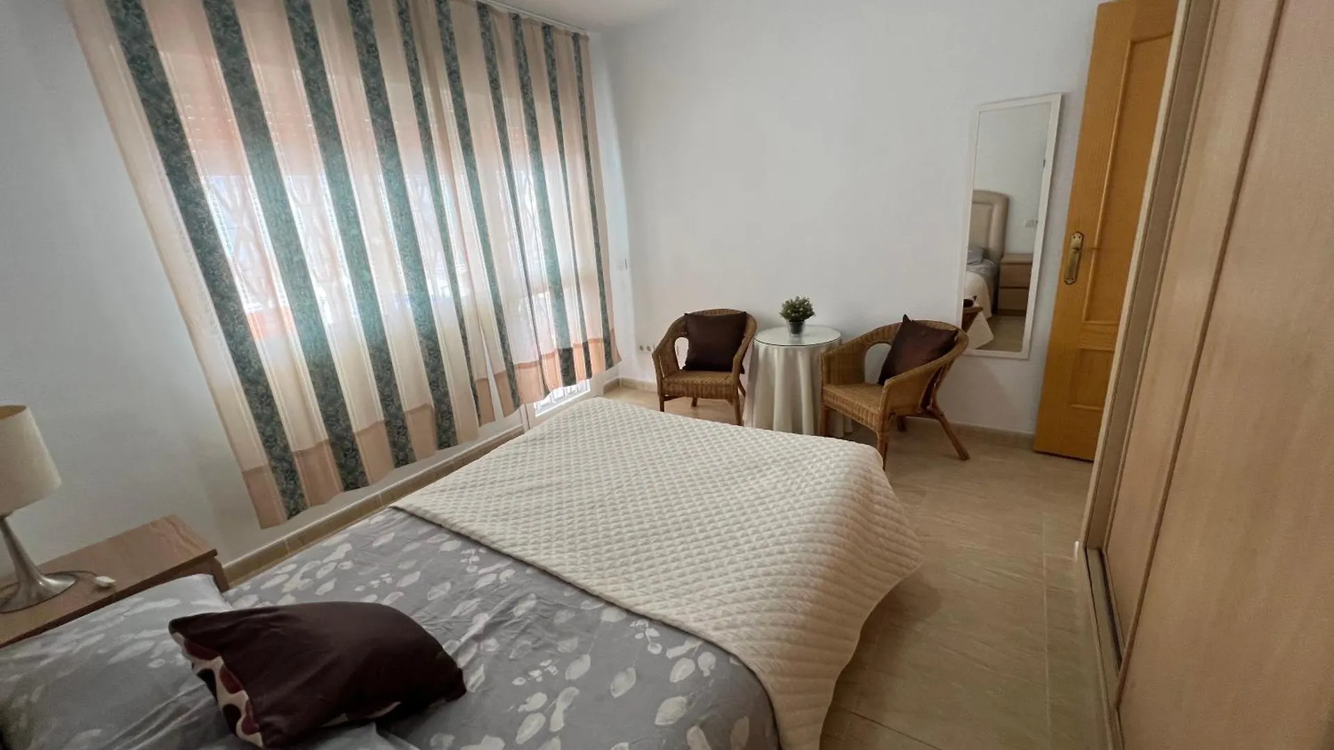 Magnifico Apartamento En La Carihuela, Torremolino Torremolinos